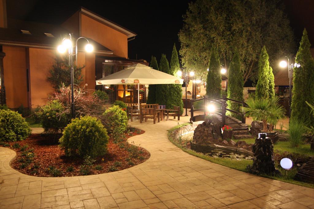 Rixo'S Guesthouse Cîrcea Dış mekan fotoğraf