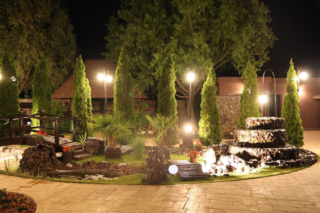 Rixo'S Guesthouse Cîrcea Dış mekan fotoğraf