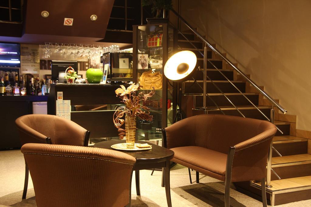 Rixo'S Guesthouse Cîrcea Dış mekan fotoğraf