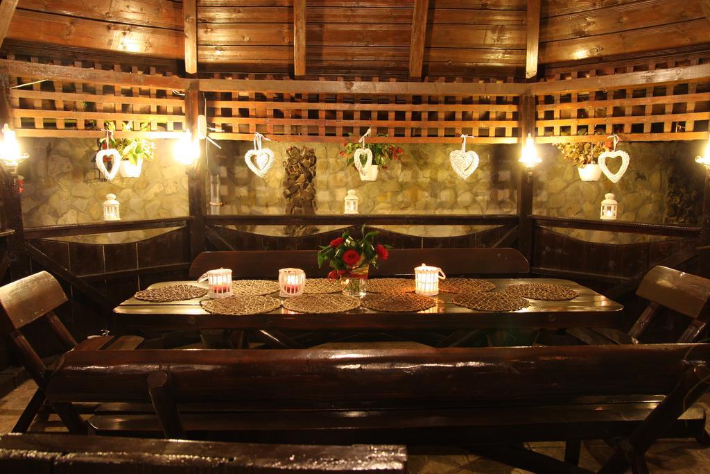 Rixo'S Guesthouse Cîrcea Dış mekan fotoğraf